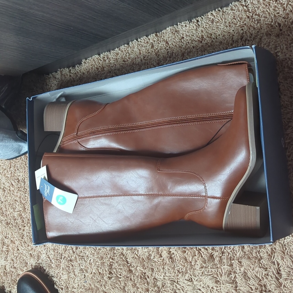 Universal Thread Tatiana Boots